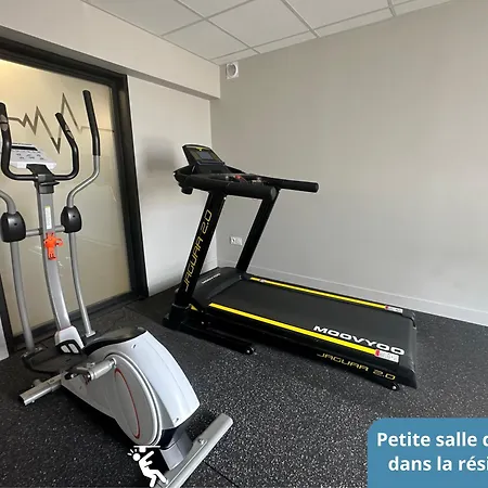 13 Min - Parking - Menage & Linge Inclus لا روشيل