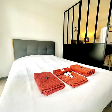 13 Min - Parking - Menage & Linge Inclus Апартаменты *