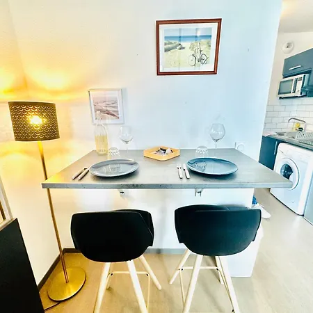 Apartment 13 Min - Parking - Menage & Linge Inclus La Rochelle (Charente-Maritime)