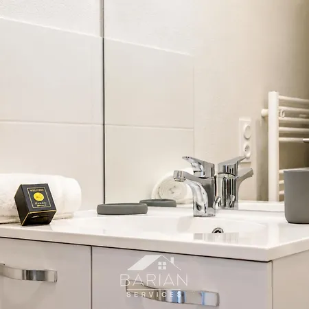 Апартаменты 13 Min - Parking - Menage & Linge Inclus